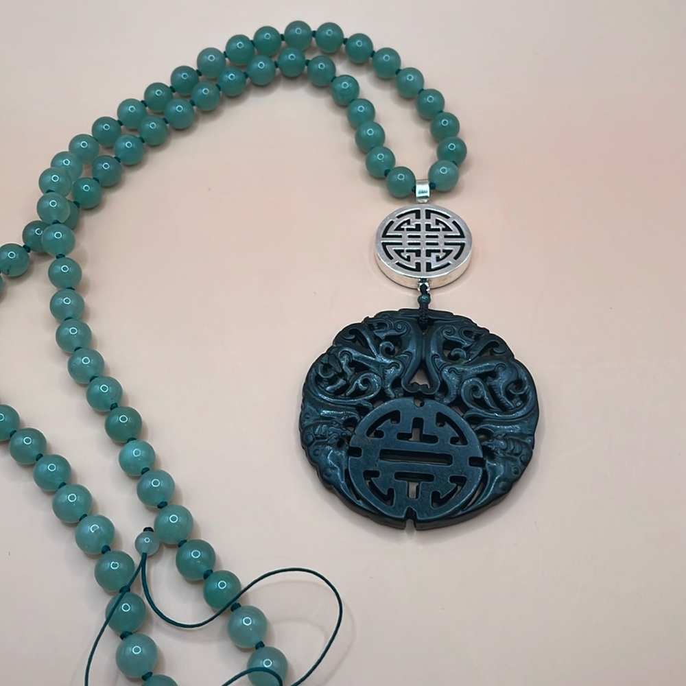Elegant Asian Jade Necklace